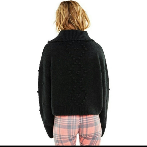 Wildfox True black sceptor sweater knit pullover women size M New - Picture 3 of 8